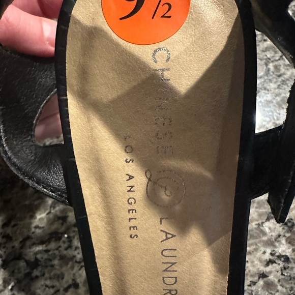 CHINESE LAUNDRY Platform Heel - Picture 4 of 4